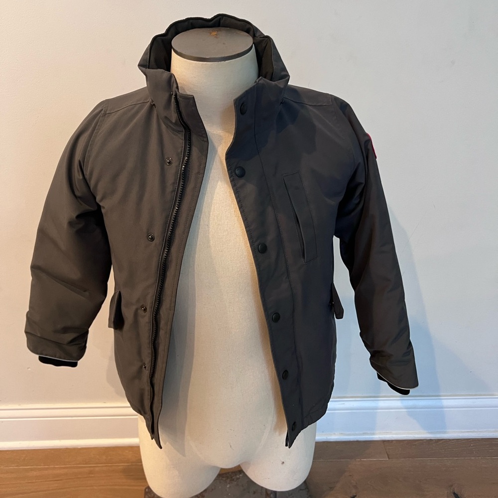 Canada Goose Chillwack Bomber - Graphite (Youth M 10-12) $500